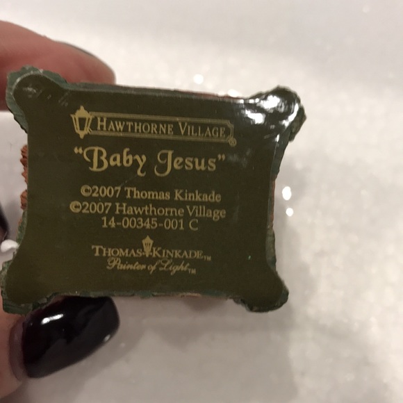 Thomas Kinkade “The Holy Family & Holy Night Crèche” sculpture set - Picture 13 of 15